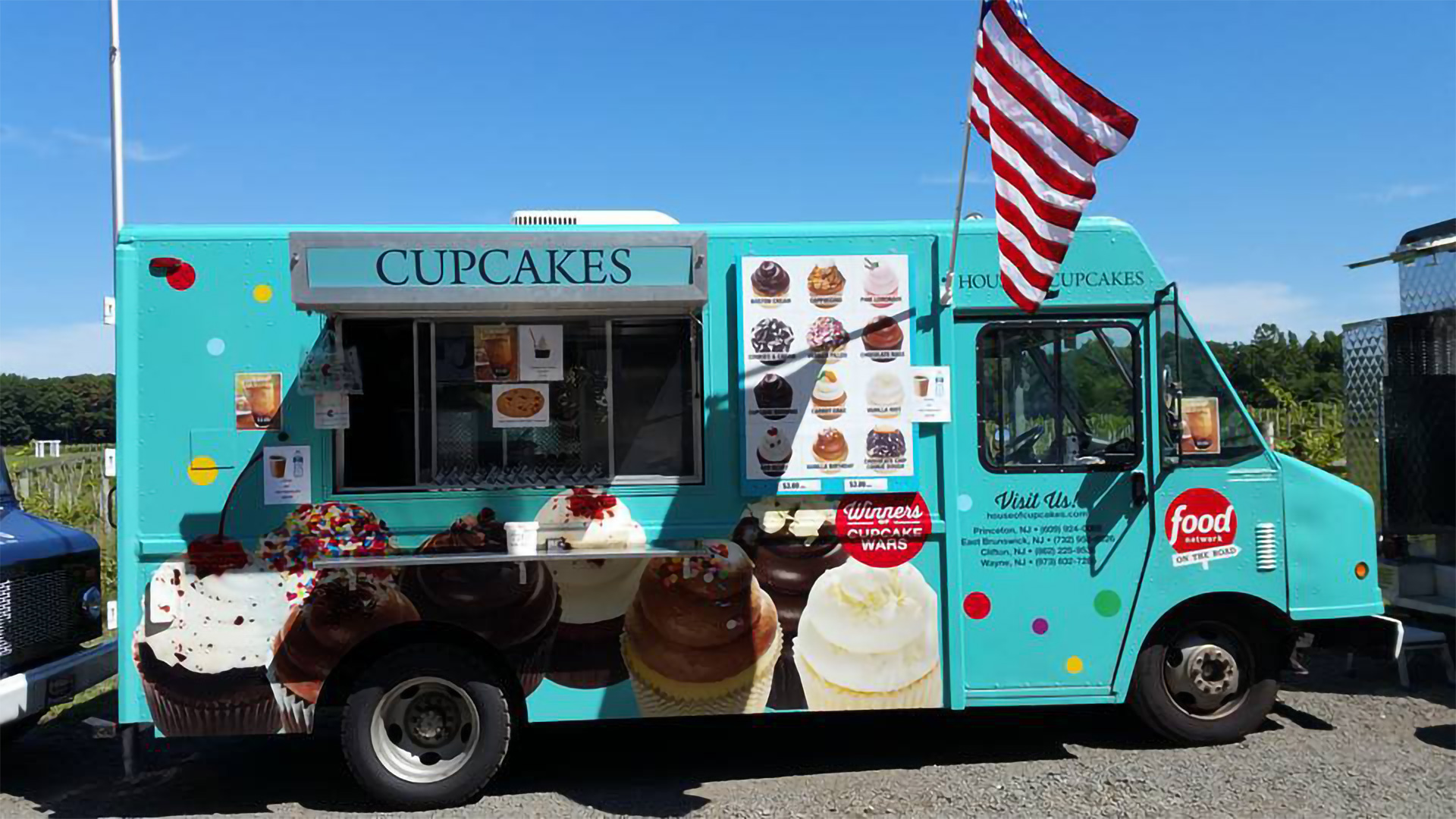 House of Cupcakes Food Trucks On The Move